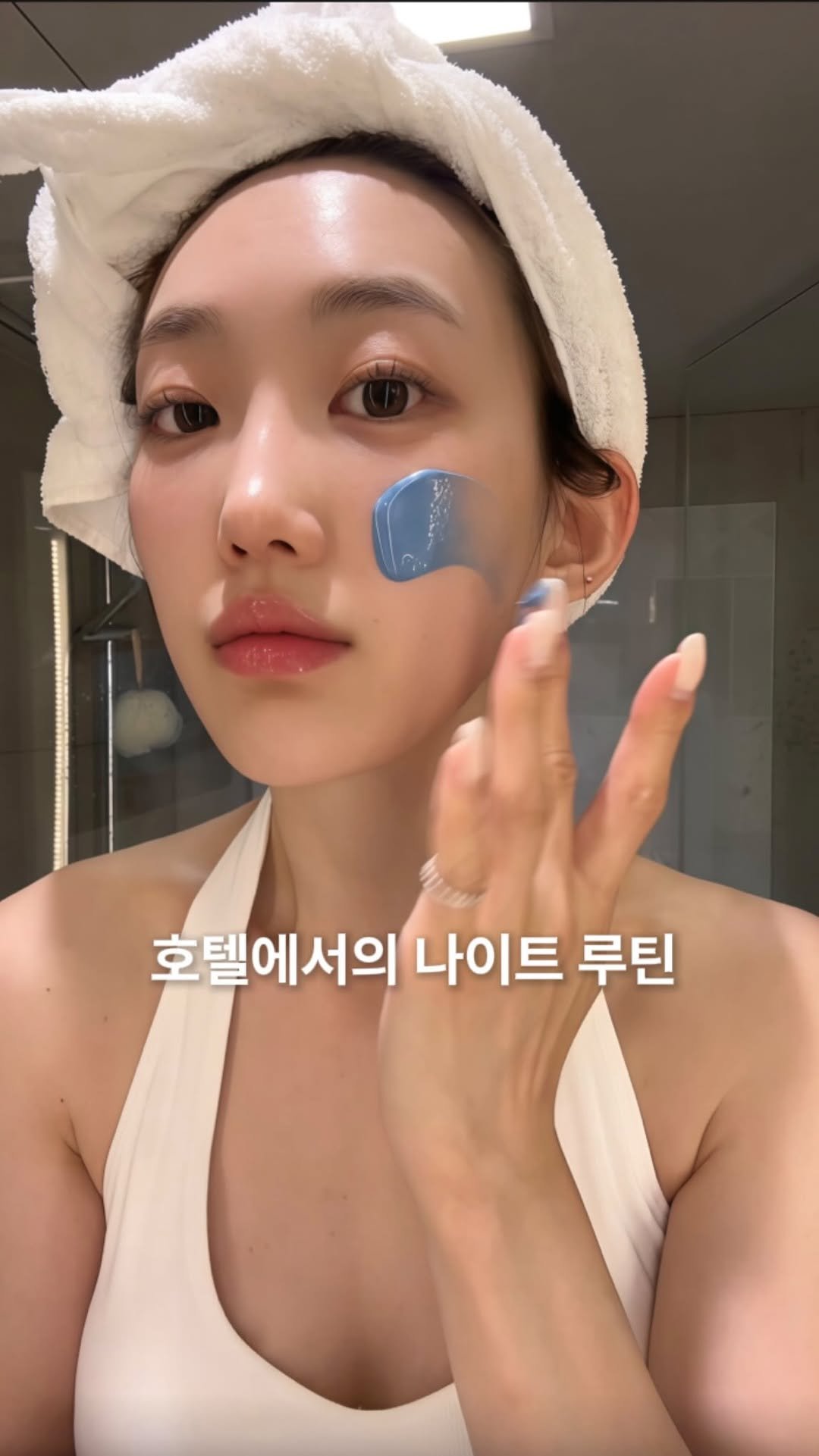 e_seeek 게시물 이미지: #광고 여러분 저 호캉스 다녀온 거 아시죠? 🏨

하루 종일 놀고 푹 쉬다가도,...