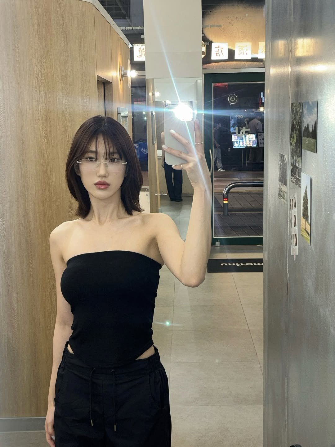 Photo by 이식로그🫧 on August 10, 2025. May be an image of 1 person.