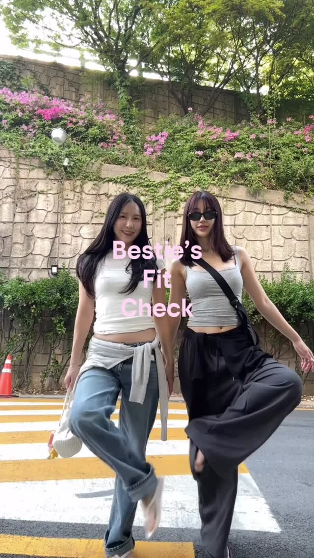 e_seeek 게시물 이미지: Bestie’s Fit Check 👭🏻☀️🌿❣️

#outfit #fitcheck...