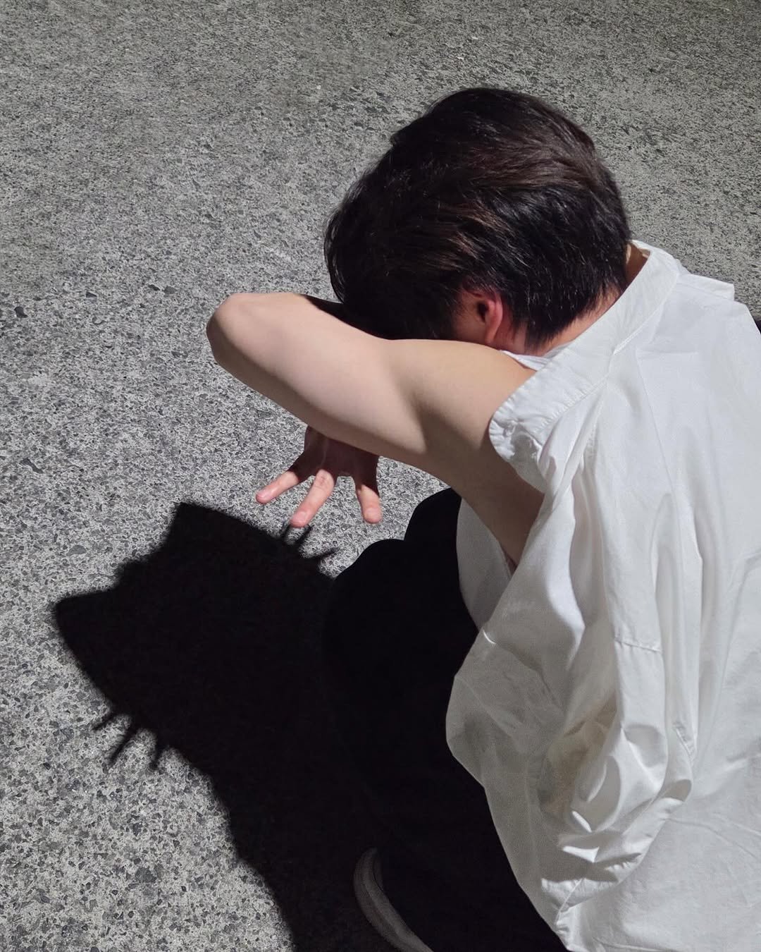 e_xiu_o 게시물 이미지: 야옹