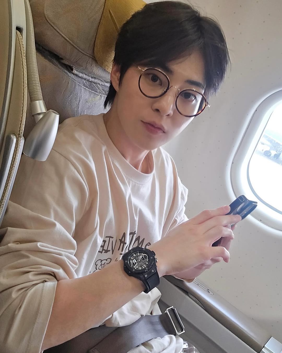 e_xiu_o 게시물 이미지: 🎁