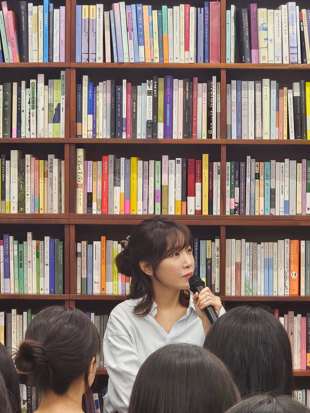 eanakim 게시물 이미지: 대구 교보문고 일정 후 부산 #주책공사 북토크까지 마치고 귀가하는 길. 끝나고...