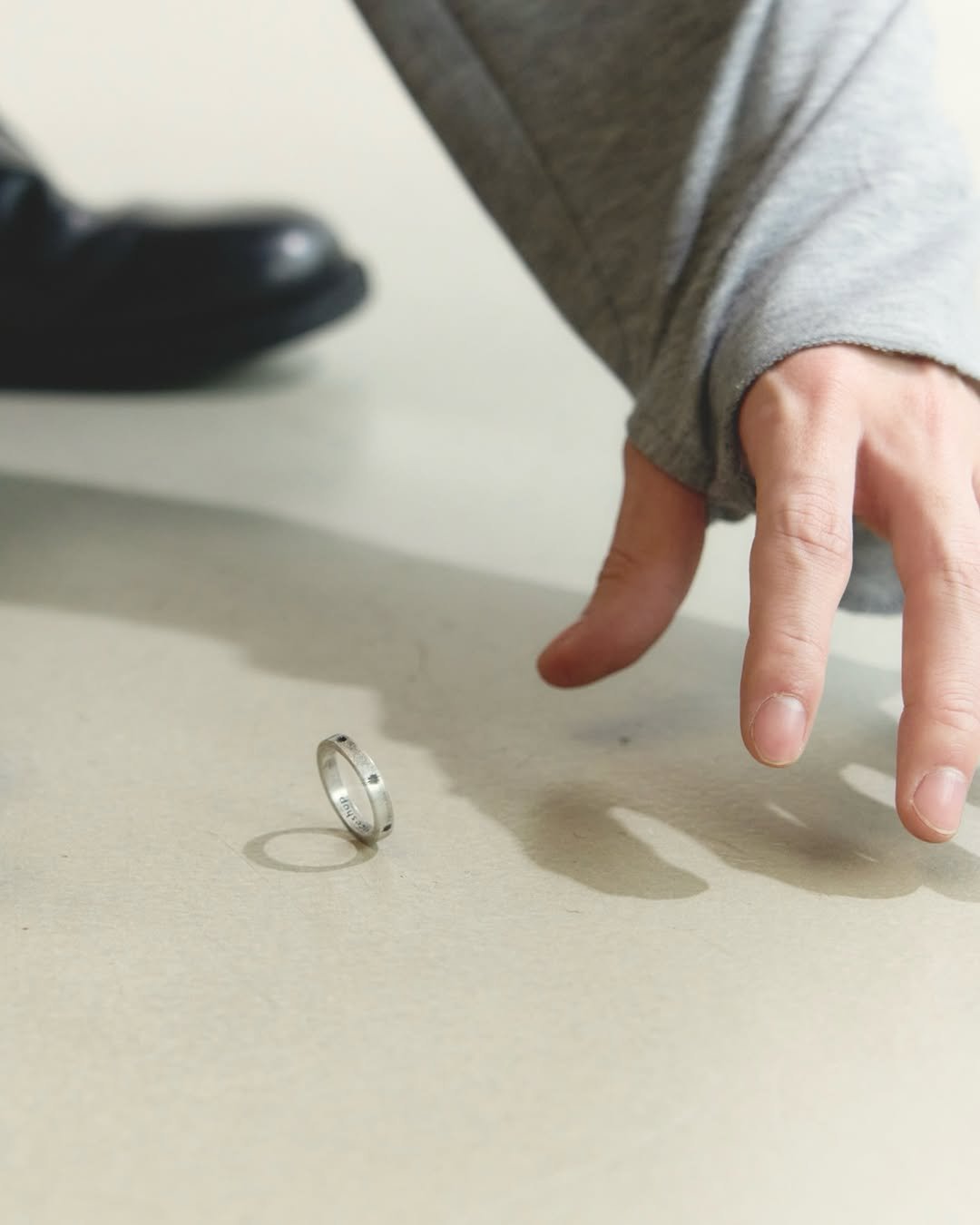 Photo by 이스트서비스샵 on February 06, 2026. May be an image of ring and text.