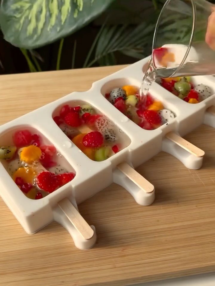 eatinghealthygram 게시물 이미지: 🍉 Healthy Fruit Popsicles 🍓 (via:...