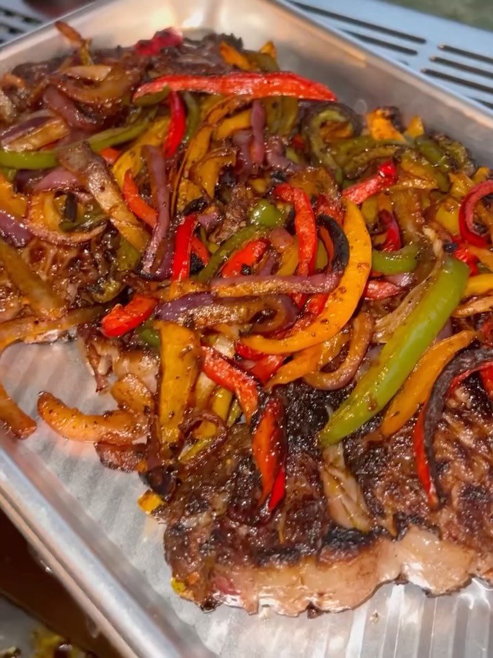 eatinghealthygram 게시물 이미지: Grilled Steak Fajita Tacos 🤤🔥 (via:...