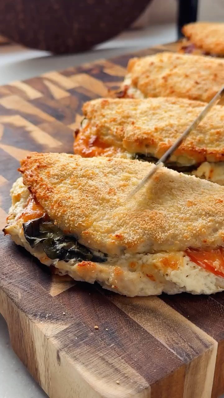 eatinghealthytoday 게시물 이미지: Stuffed Chicken Bake with Spinach & Tomato...