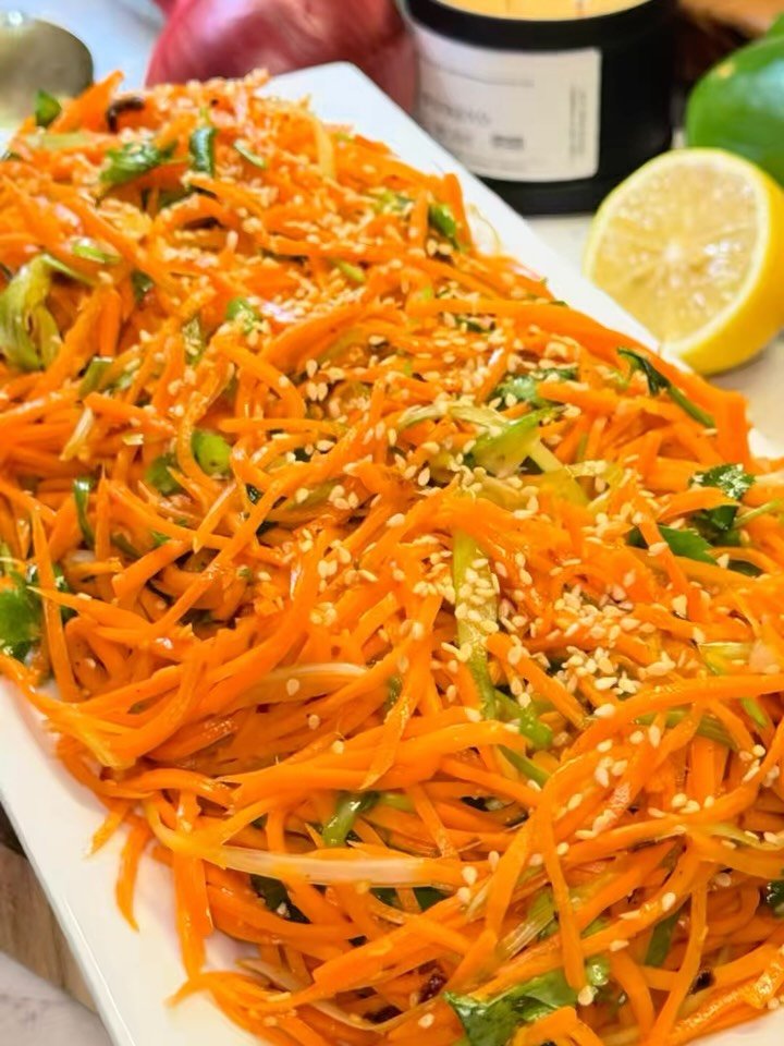 eatinghealthytoday 게시물 이미지: Crunchy Sesame Carrot Salad 🥕✨ 
(via:...