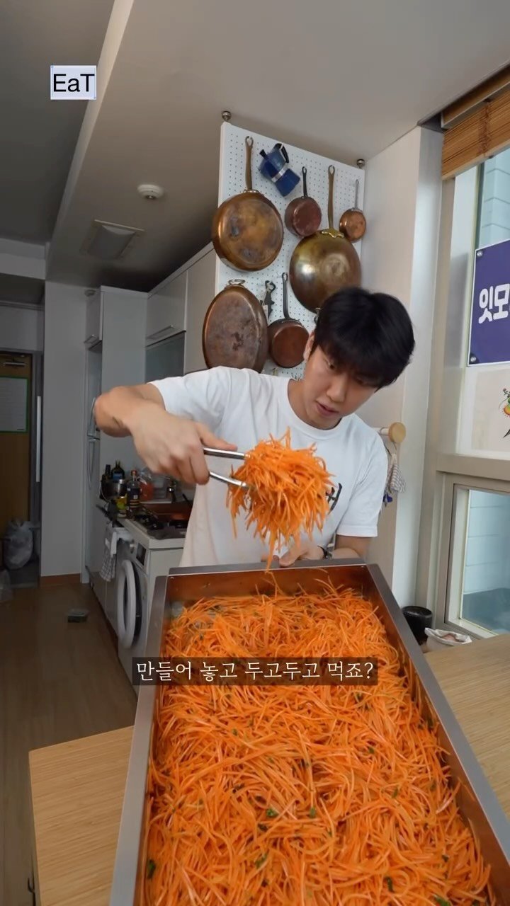 eatmorre 게시물 이미지: 불 안쓰는 당근 요리 중의 최고 라임 당근 라페 

✅재료

3ea 당근

50g...