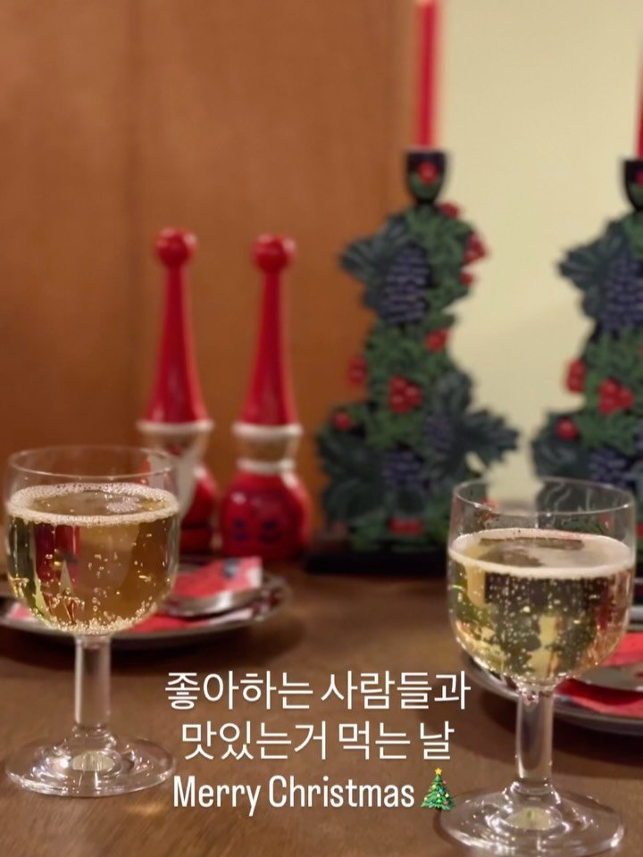 eatteda 게시물 이미지: #연말인사 🎄크리스마스가 지나고 나면 
왠지 한 해가
벌써 다 마무리된 것 같은...