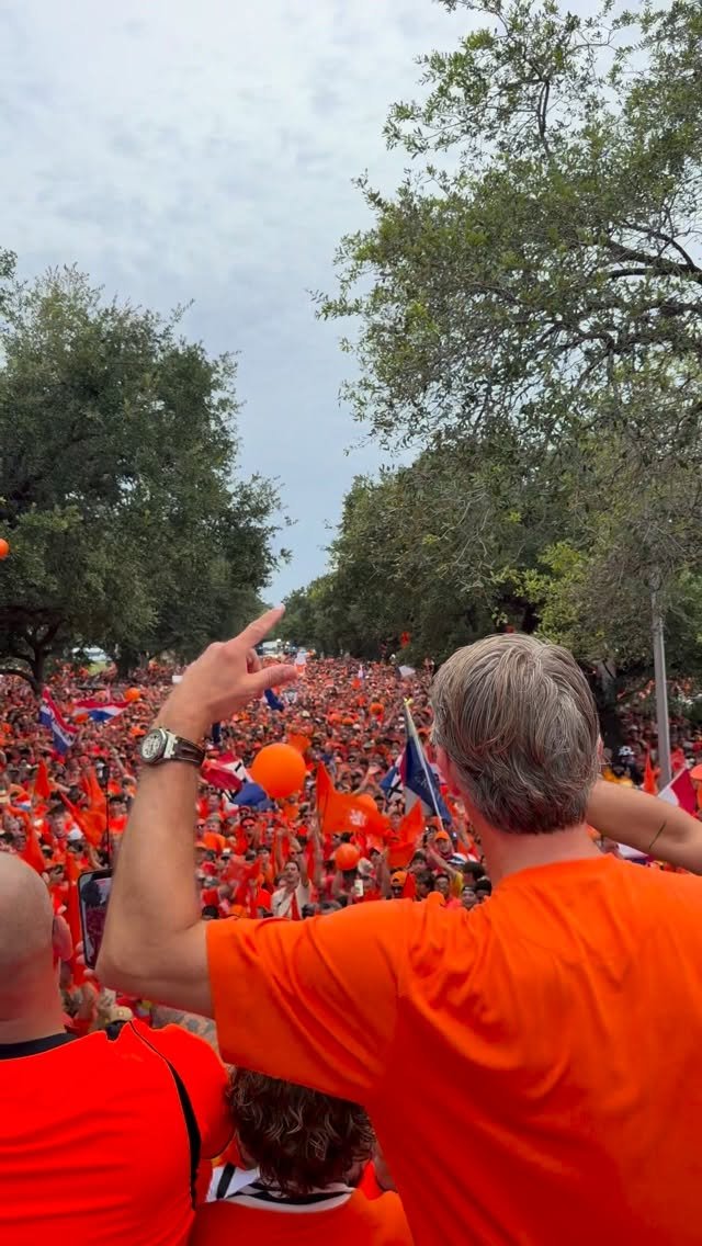 edwinvandersar1 게시물 이미지: WOW!! 🤩

#NothingLikeOranje #FIFAWorldCup