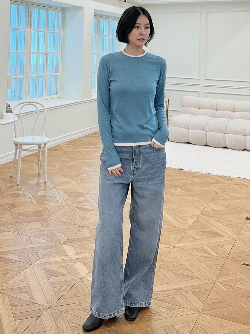 Photo by 박은지 on December 22, 2025. May be an image of turtleneck, top and text.