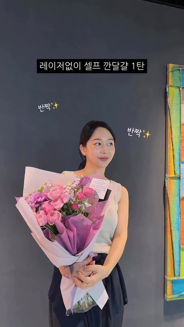 egmz86 게시물 이미지: 계란 껍질 벗기면 탱글한 삶은계란
너무 매끈하고 광이 나서 먹기 아까운
그런 피부...