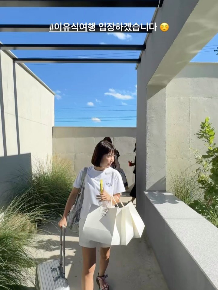ej_cook_ 게시물 이미지: #이유식여행 잘 다녀왔어요!
”이제이의 완전한 사육“이라는 부제답게
1박 2일 동안...