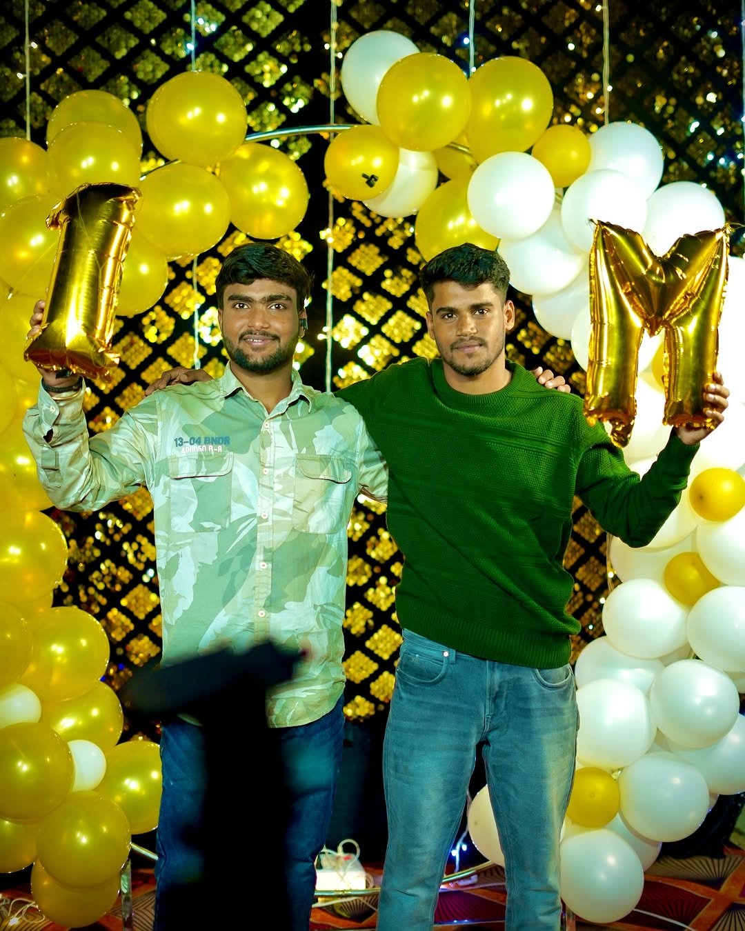 Photo shared by Sûjêêt Søñì(chotu) on November 02, 2024 tagging @sanjay_soni01, @_sujeet_soni_, and @electrician_moleram.