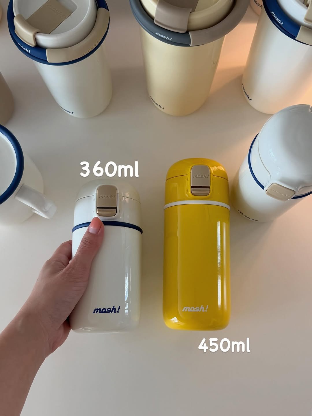 Photo by 더윈썸홈•엘핀효•효진 on November 05, 2025. May be an image of tea maker, canister, bottle, water bottle, jug, water filter, carafe, flask and text.