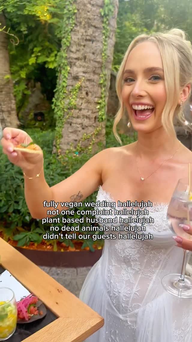 ellysplate 게시물 이미지: amen to that x #veganwedding #plantbasedliving...