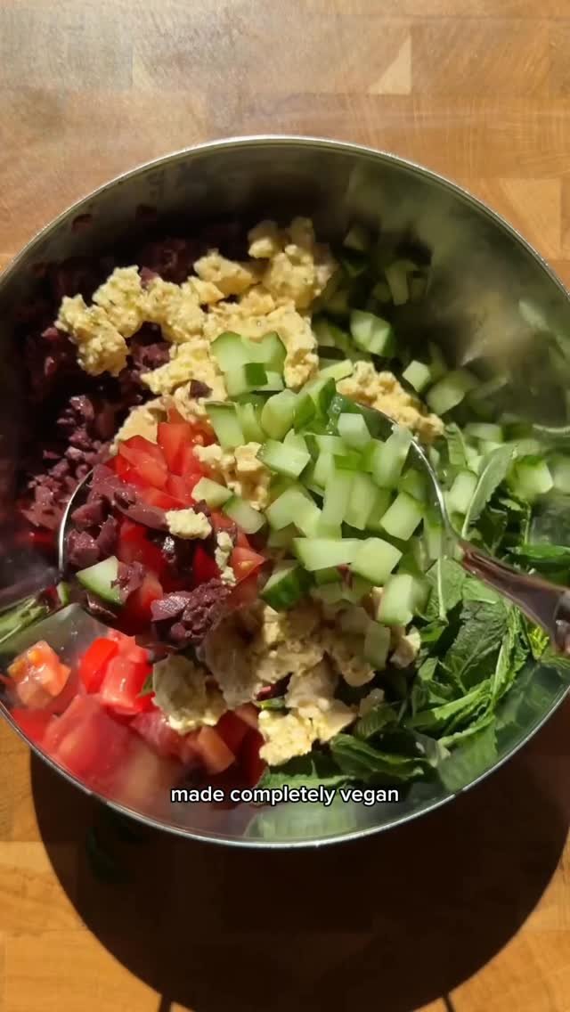 ellysplate 게시물 이미지: ad Chopped Greek style salad with a lil summer...