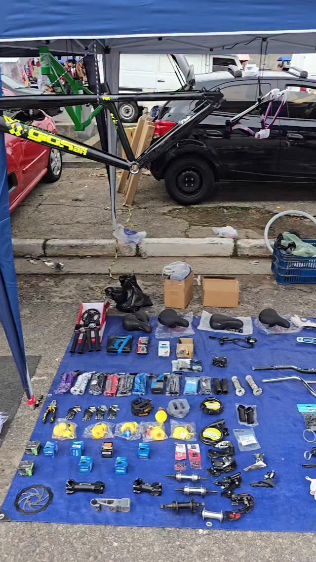 eltinho_prf 게시물 이미지: vendendo peças de bike na feira da minha cidade