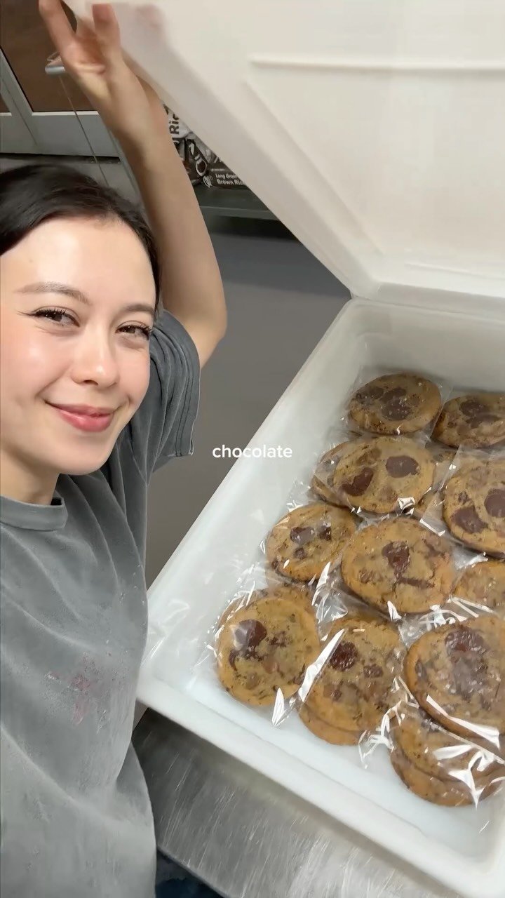 emijujuu 게시물 이미지: i tried making the perfect chocolate chip...