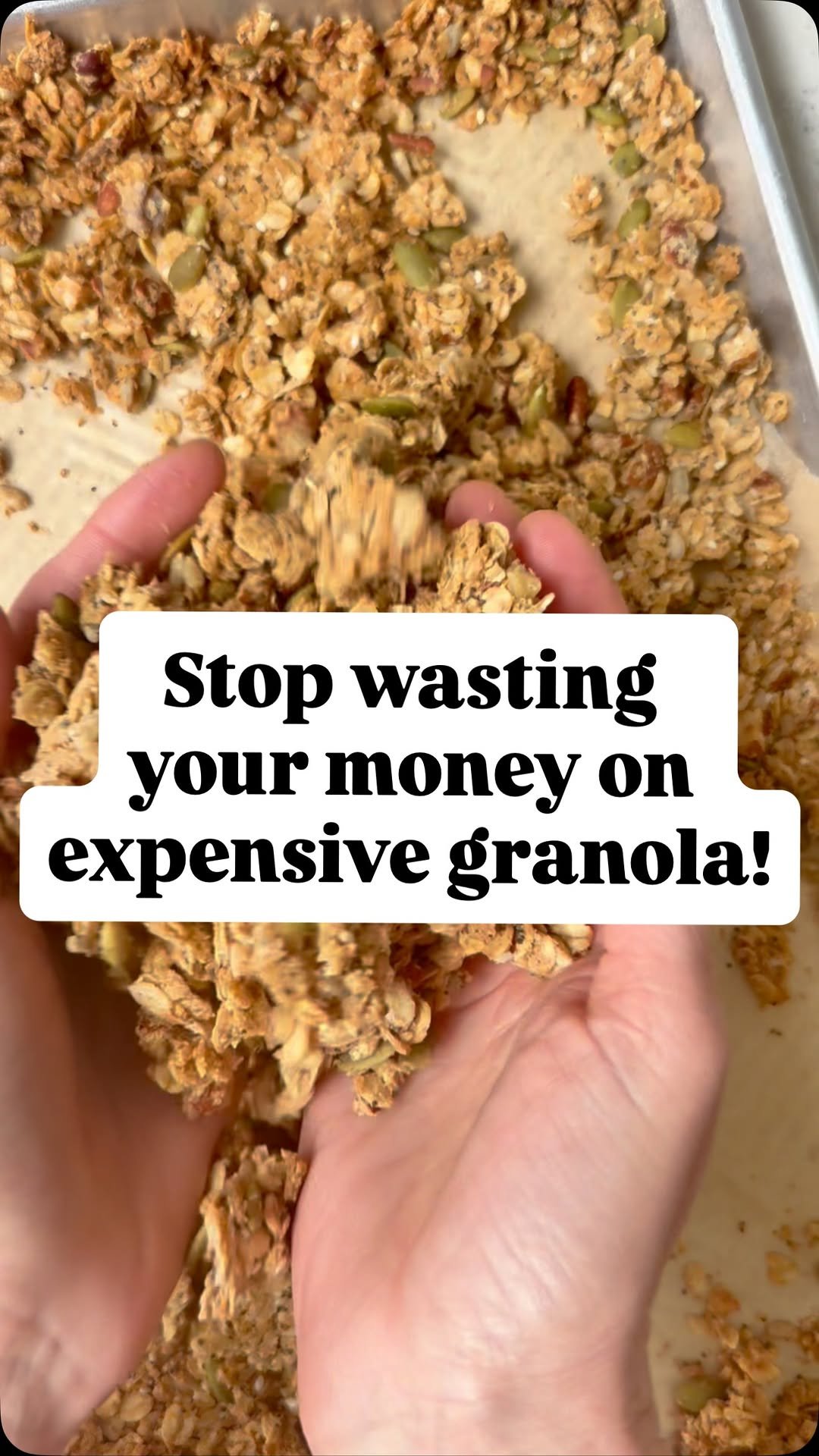 emma.bardwell 게시물 이미지: Save this healthy granola recipe for later...