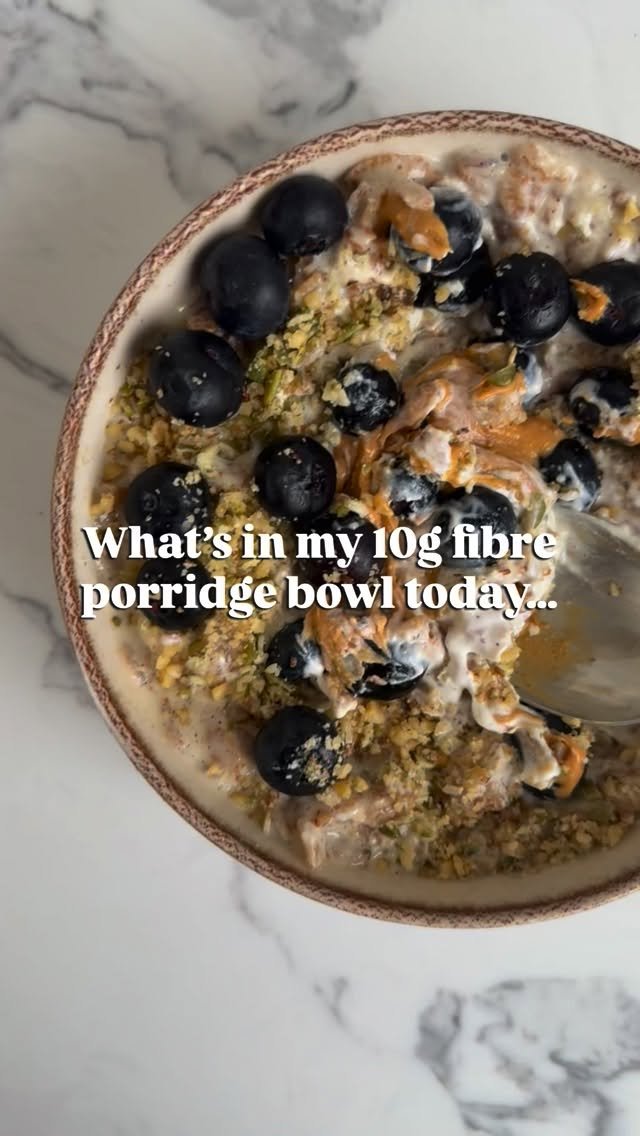 emma.bardwell 게시물 이미지: 10g fibre + 30g protein porridge bowl...