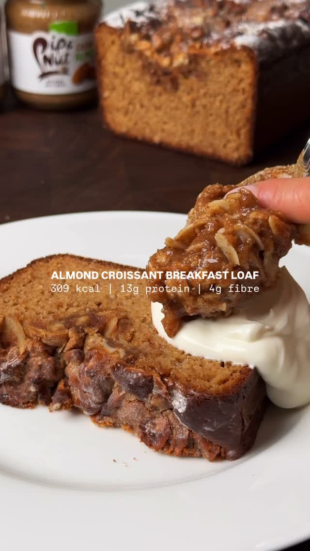 emthenutritionist 게시물 이미지: Fluffy Almond Croissant Breakfast Loaf

AD A...