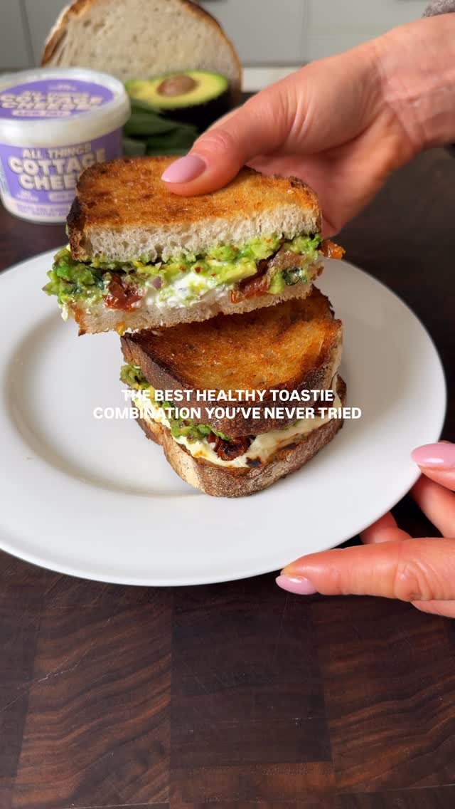 emthenutritionist 게시물 이미지: ULTIMATE HEALTHY TOASTIES 👉🏼 avocado, sundried...