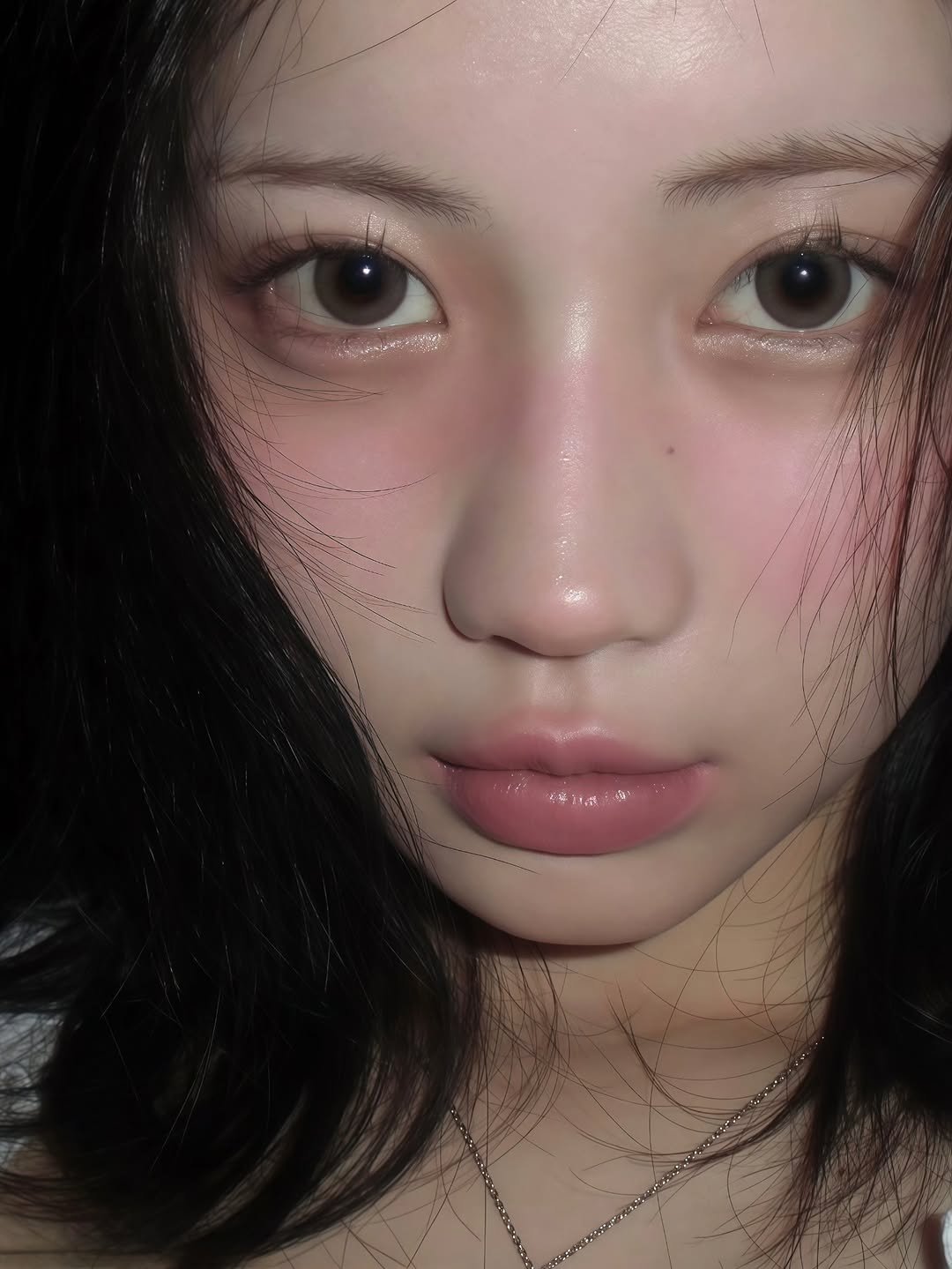 Photo by Enami Asa (아사) | BABYMONSTER on January 10, 2026. May be a closeup of one or more people, makeup, hair and text.