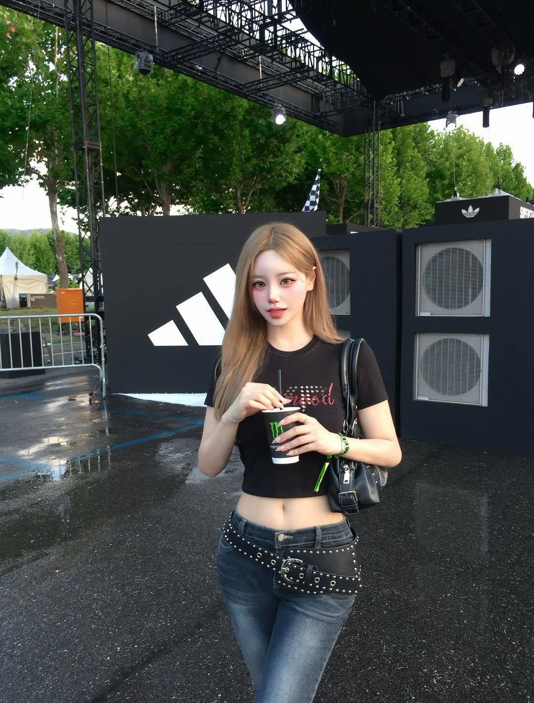 Photo shared by SUJIN ♥ on August 18, 2025 tagging @sonyounaclinic, and @eyeer.official. May be an image of 1 person and text.