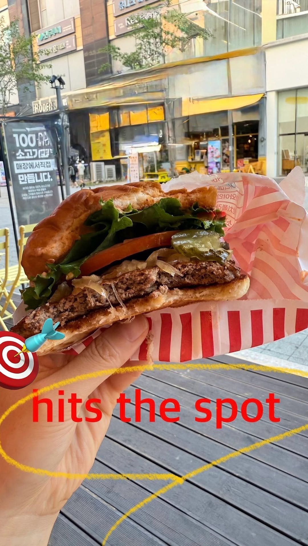 english1boon 게시물 이미지: 🎯This burger really “hits the spot.”
버거 완전...