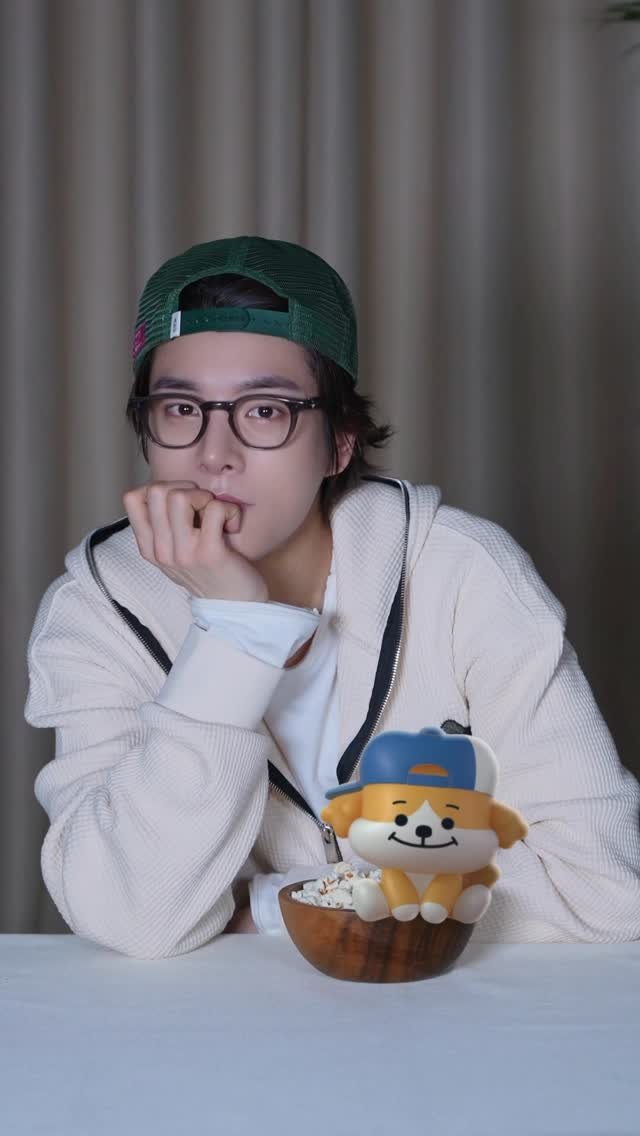 enhypen 게시물 이미지: If you are with JAKEY..🍿 #JAKE #ENHYPEN #ENCHIN #JAKEY