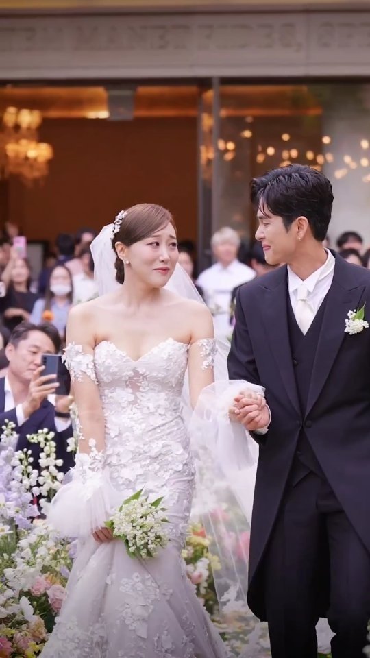 enjoycouple 게시물 이미지: 아무것도 없을때부터 10년을 버텨온 우리의 연애과정이 주마등처럼 스쳐지나갔던...