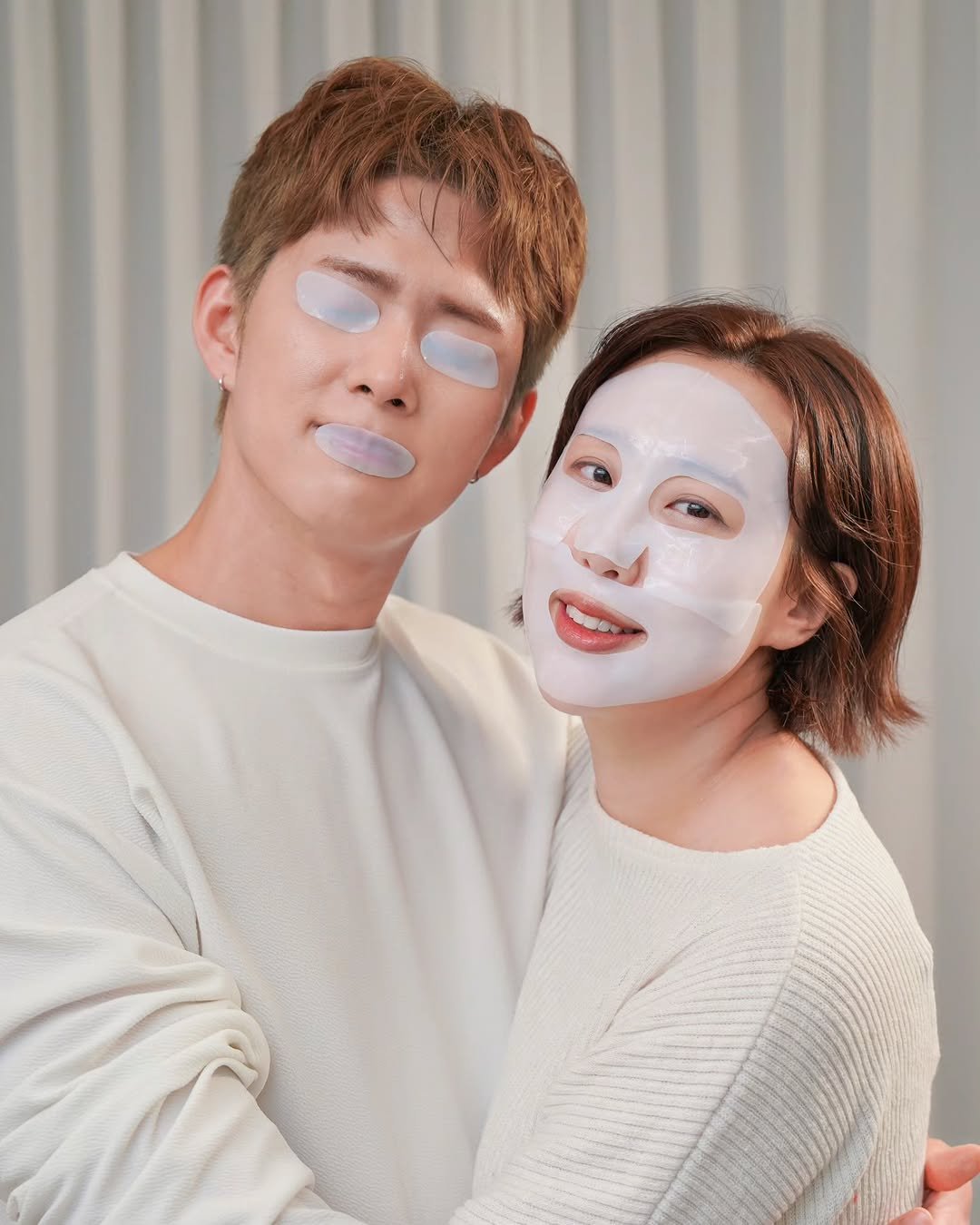 Photo by 엔조이커플 [enjoycouple] on April 13, 2026. May be an image of one or more people, makeup, hair and text.