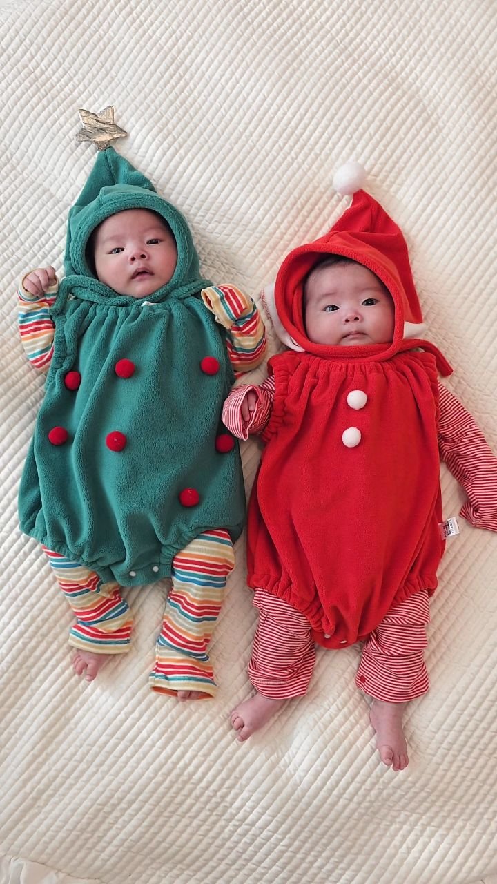 enjoycouple 게시물 이미지: 얍! 크리스마스 쌍둥이 요정 소환하는법🤹‍♀️ 
Christmas Twin...