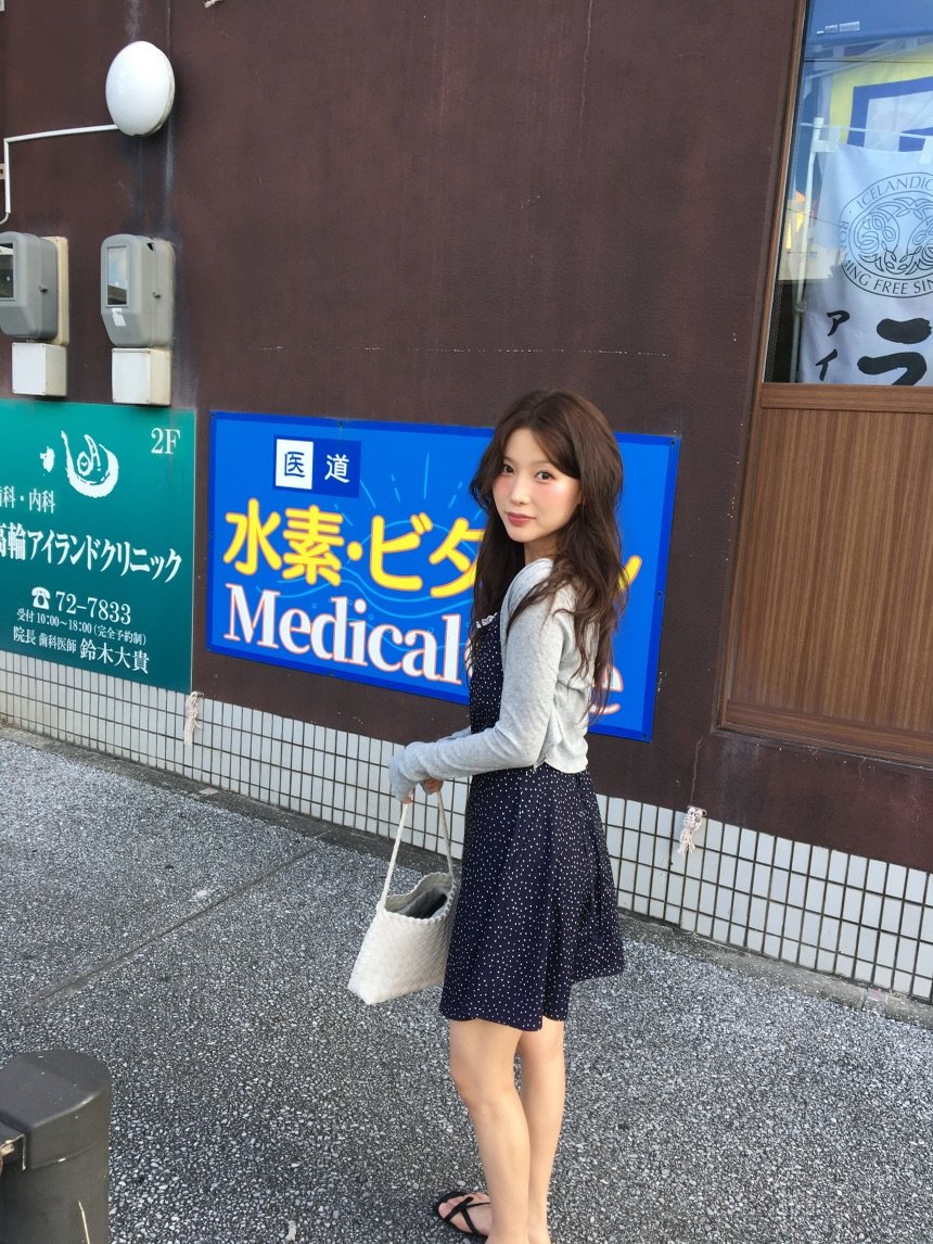 eove_eunju 게시물 이미지: 어딜가나 사진 너무 잘나오는 원피스..!!🩵🩵🩵
미야코지마는 귀여운거 천국이야🪽