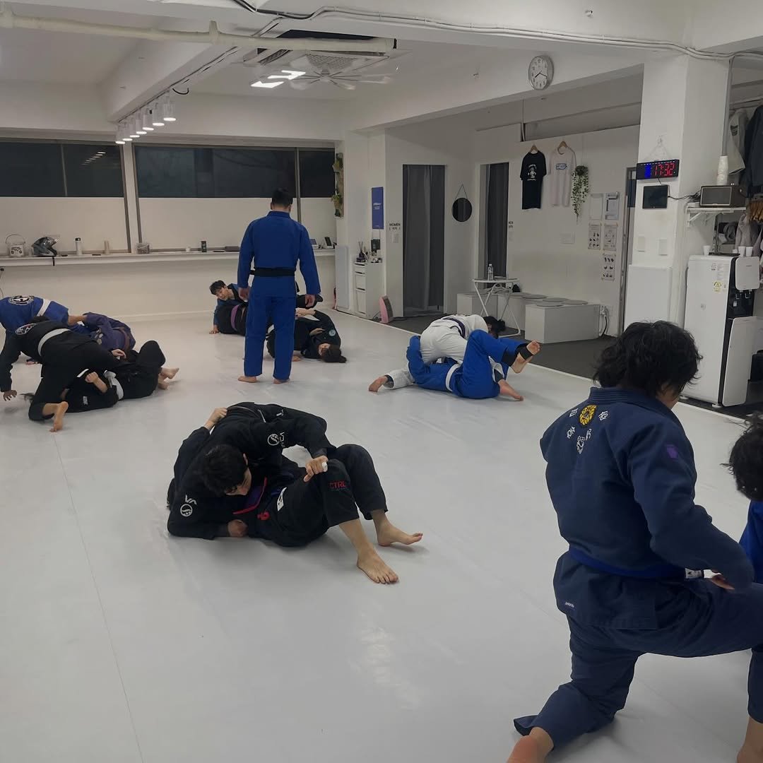 Photo by 연신내 EP주짓수 on February 12, 2026. May be an image of martial arts and text.