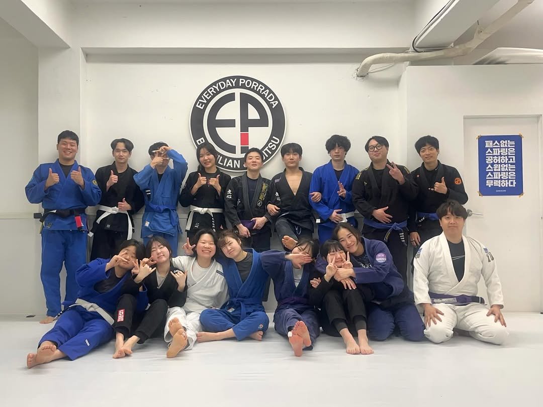 Photo by 연신내 EP주짓수 on February 20, 2026. May be an image of belt and text.