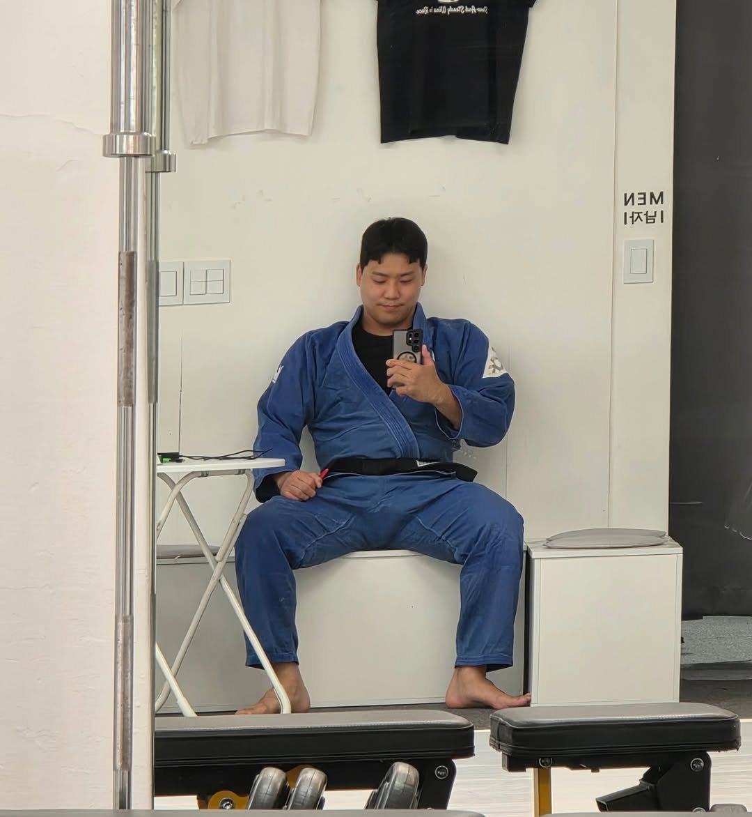 ep_park1155 게시물 이미지: 96kg 유지중

슬슬 빼야되는데
#주짓수 #벌크업 #jiujitsu #mma #헬스