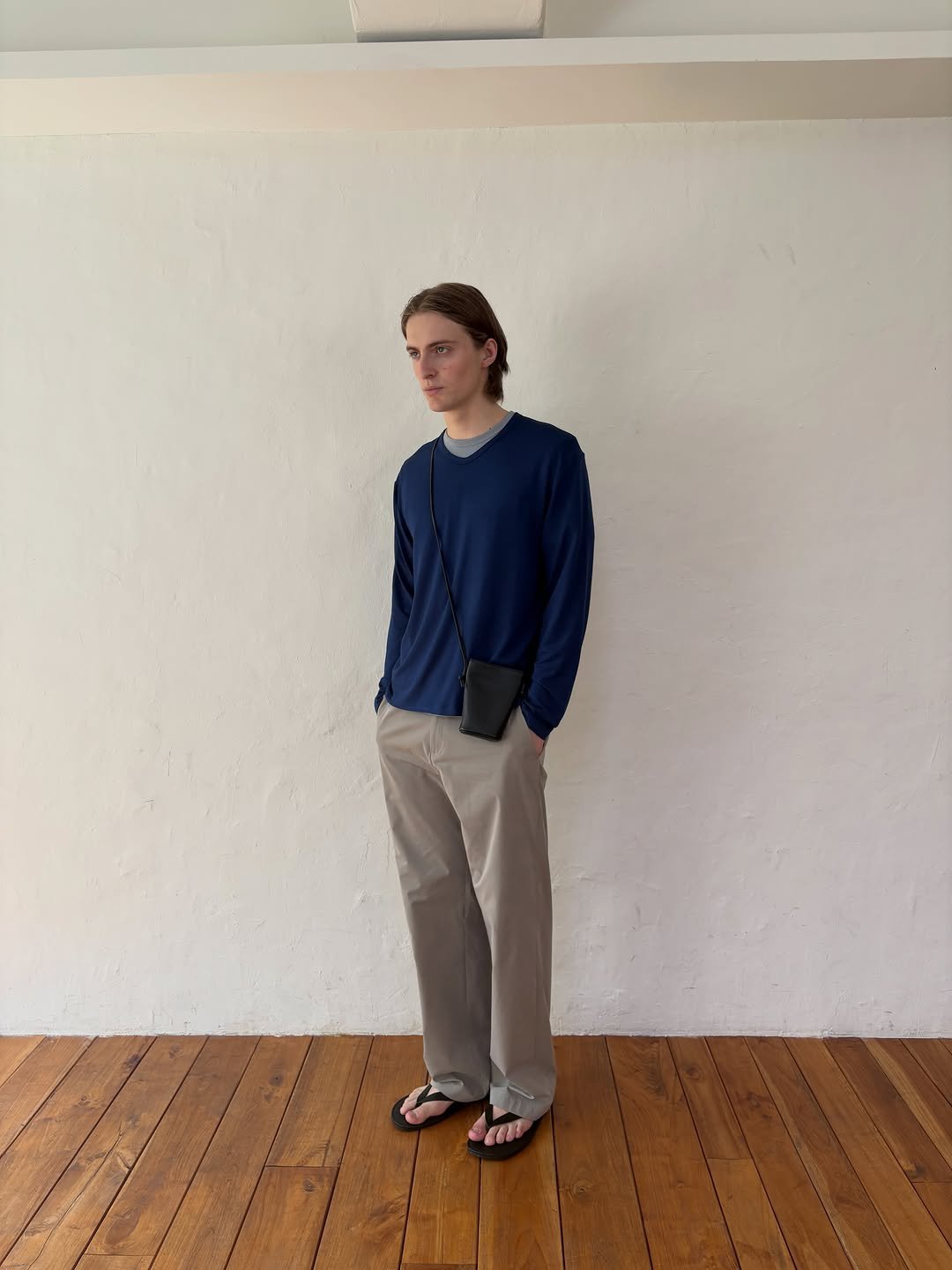 epicenter.tourist 게시물 이미지: 26 summer sample cut 

Softskin V-neck long...