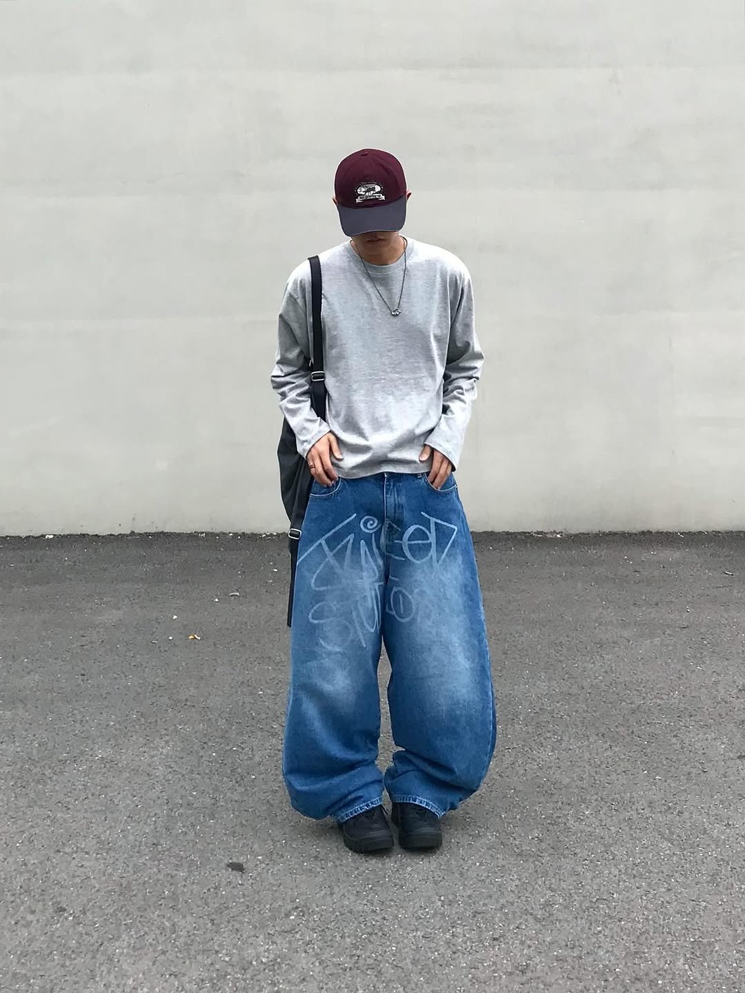 Photo shared by 동우 / 이퀄 on September 04, 2025 tagging @equal_kr. May be an image of 1 person, sweatpants and text.