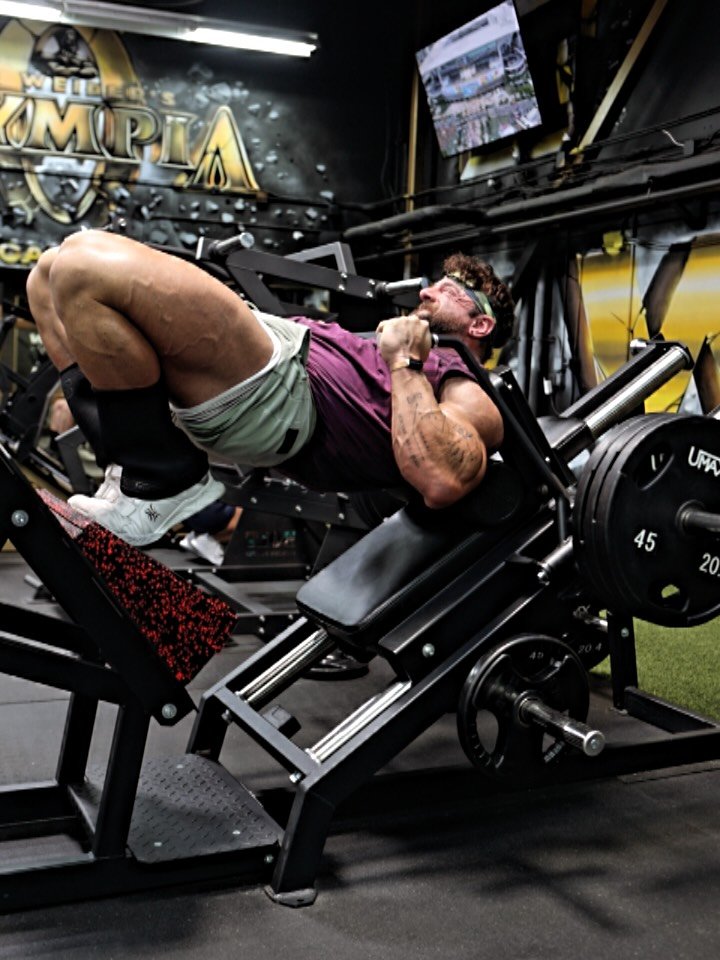 ericjanickifitness 게시물 이미지: Full leg day powered by @torq.gear 

This...