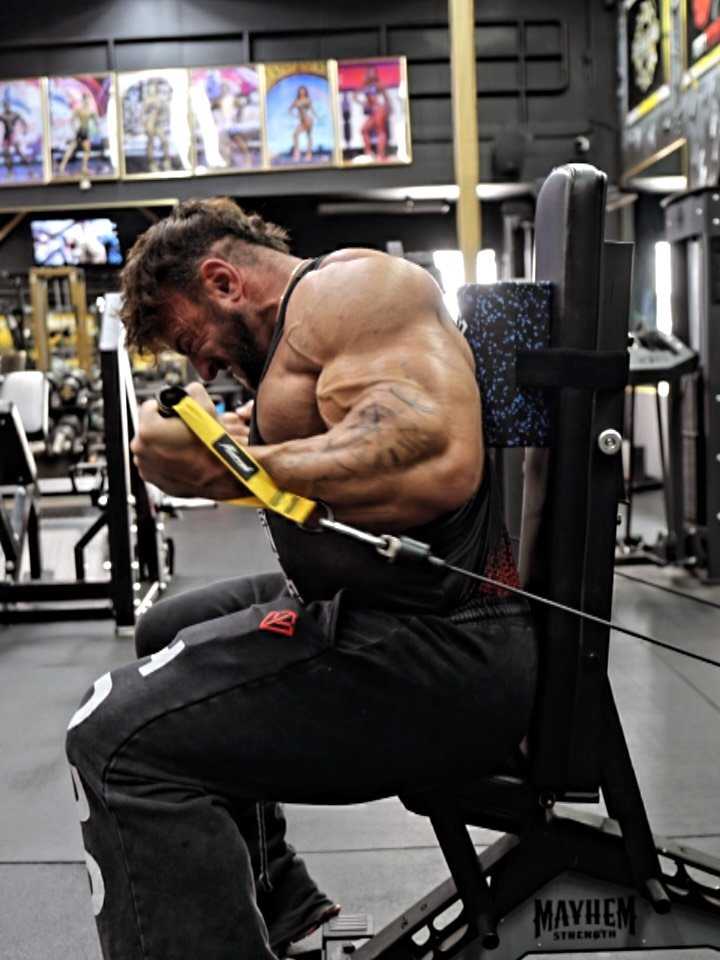 ericjanickifitness 게시물 이미지: Full mixed upper workout powered by @torq.gear...