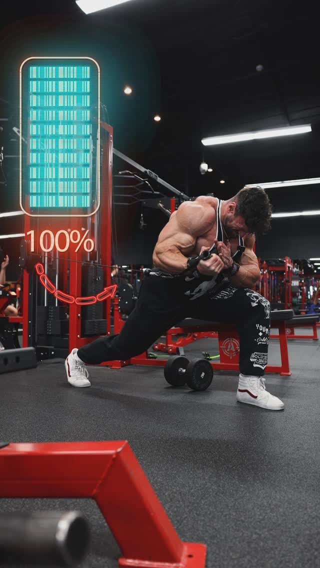 ericjanickifitness 게시물 이미지: ⚔️ Cable curl vs db curl 😤 

❇️ When it comes...