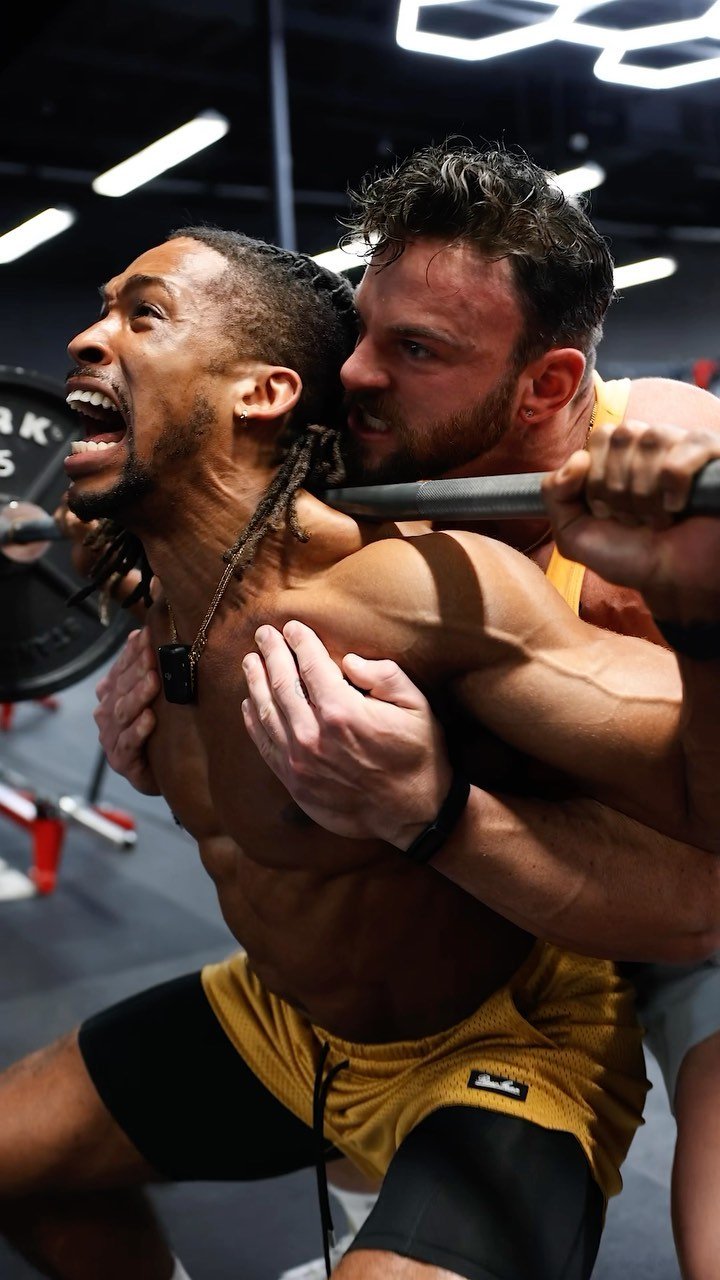 ericjanickifitness 게시물 이미지: Legend has it he’s still repping 🖖 #3morereps...