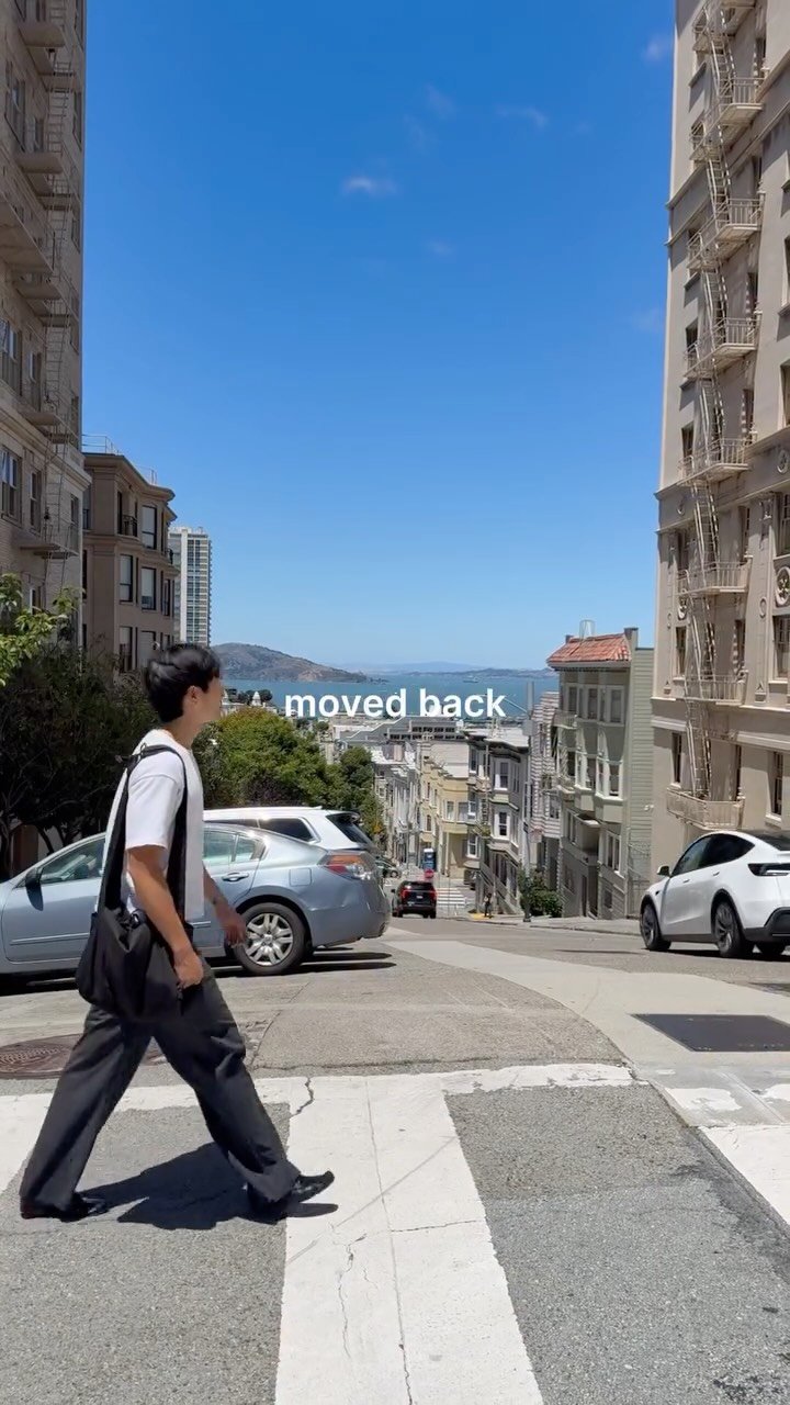 ericprrk 게시물 이미지: Exploring the city getting things done w/...