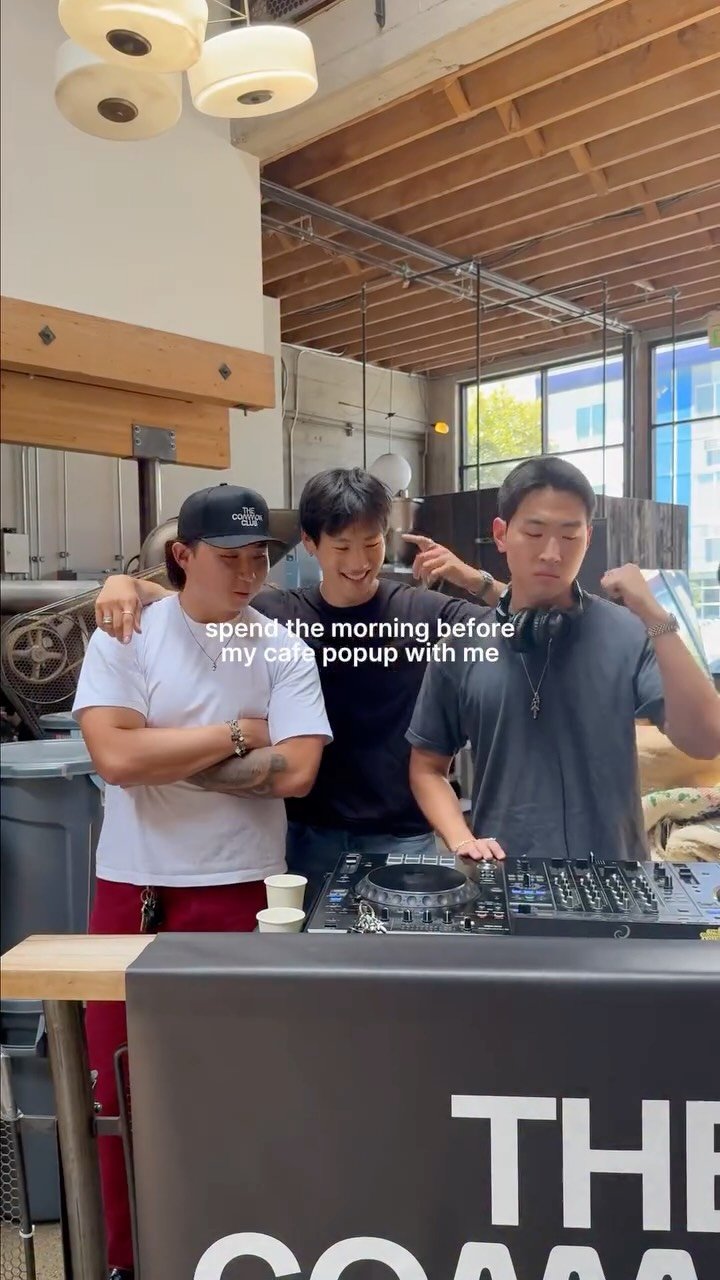 ericprrk 게시물 이미지: My morning before hosting a dj cafe popup in...