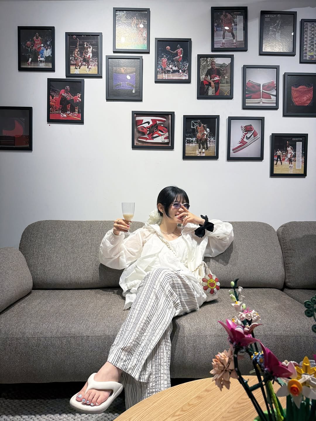 Photo shared by 박에스더 ( ᴱˢᵀᴴᴱᴿ ᴾᴬᴿᴷ ) on August 09, 2025 tagging @softcorner.art. May be an image of 3 people, drink, sleepwear, wine glass, bath robe, picture frame and text.