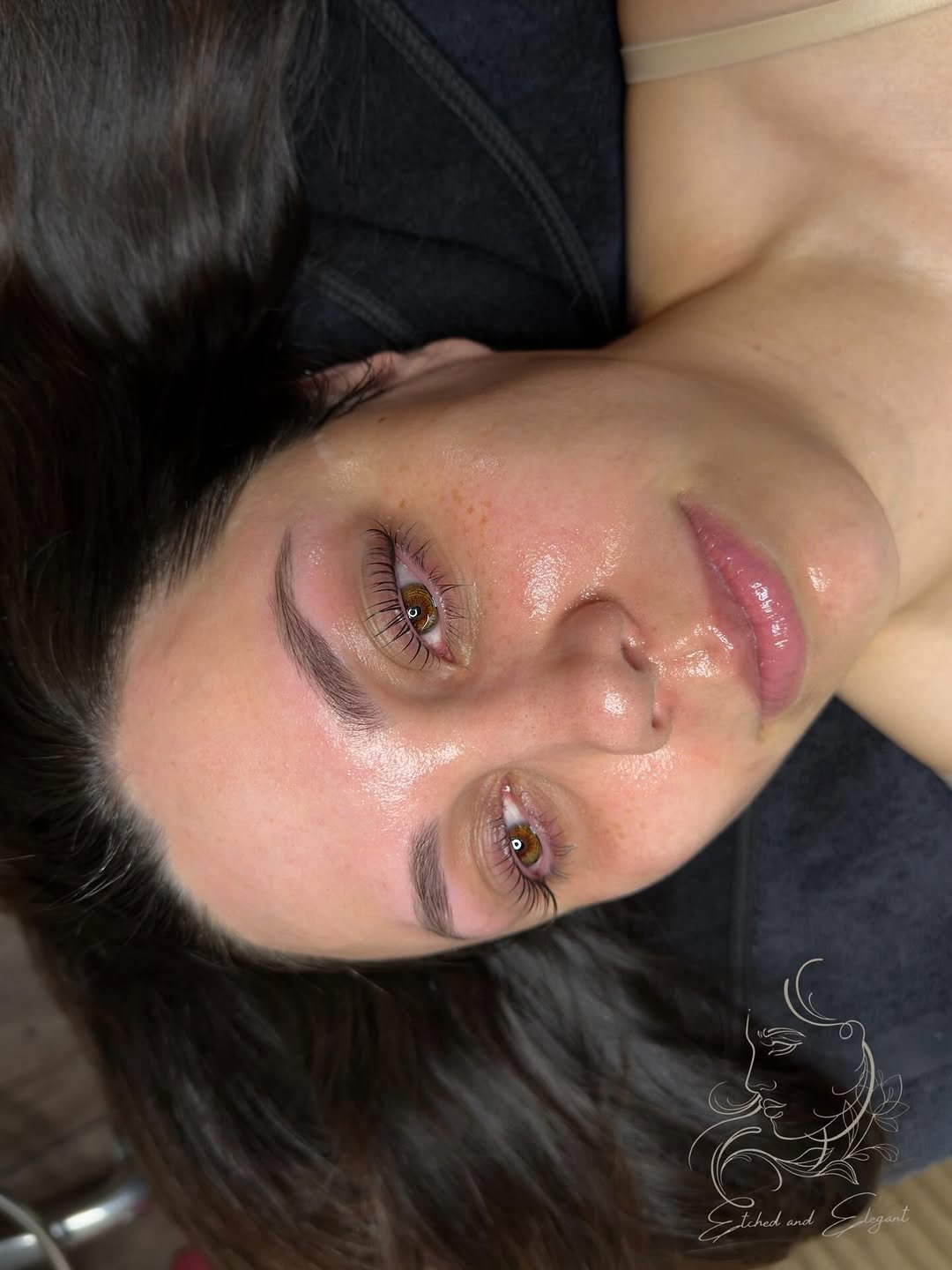 Photo by SARA | Cosmetic Tattoo Artist & Trainer on February 19, 2026. May be an image of one or more people, eyeliner, makeup and text.