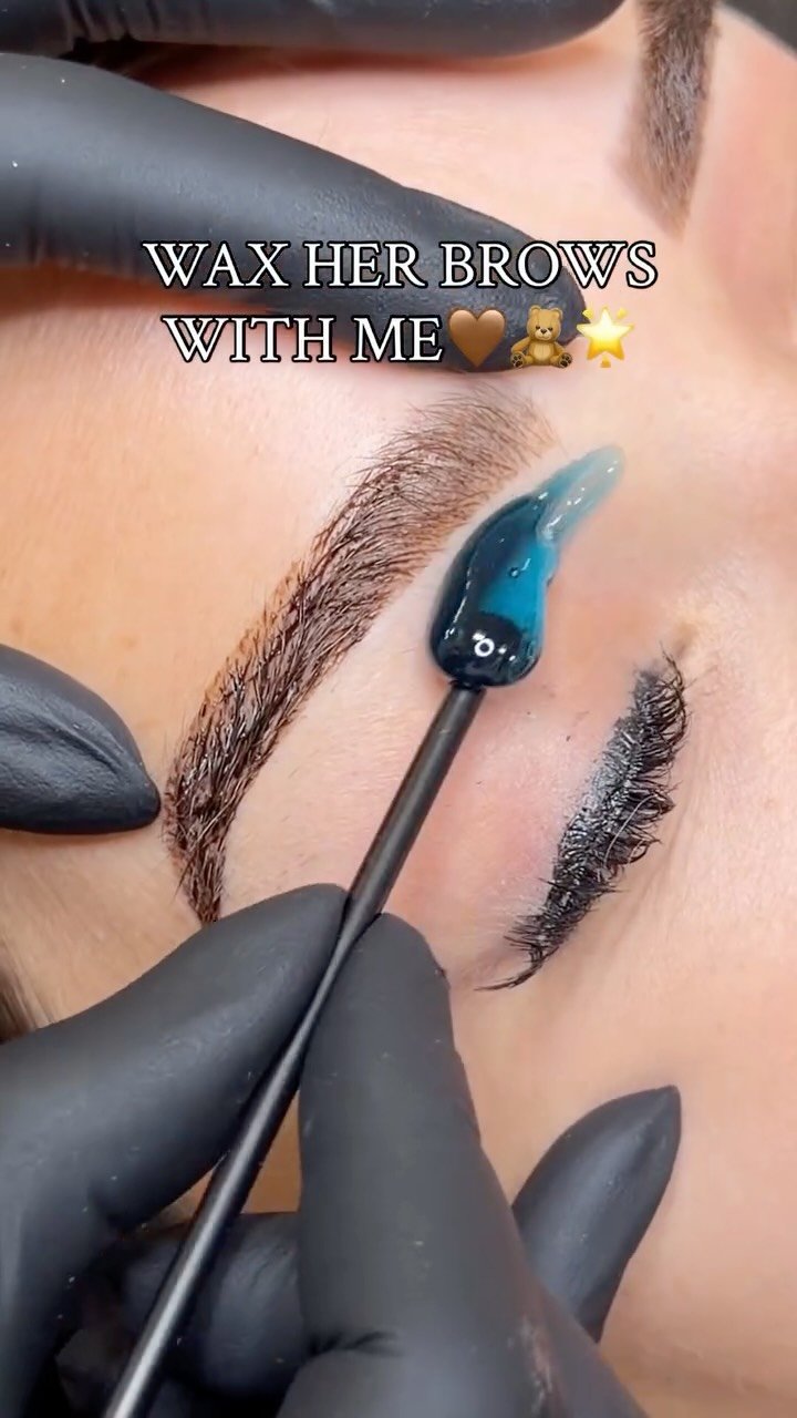 etchedandelegant 게시물 이미지: Brow wax for my girl🤎🌟

#brows #eyebrows...