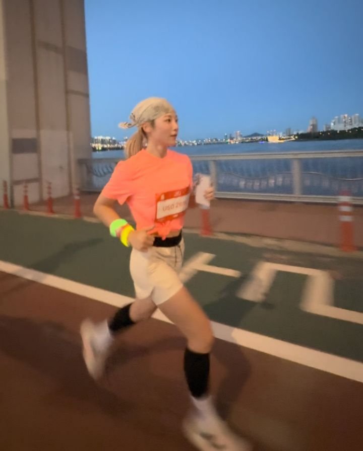 euddeume_ 게시물 이미지: 한강 잠수교 나이트런10K🌙🏃🏼‍♀️🌠💓

1. 펀런하러 갔지만, 마지막 질주는 못...
